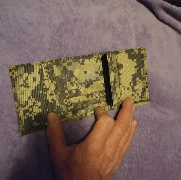 Wallet - Picture 4 of 5